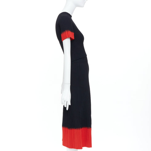 Women's Alexander McQueen 2018 Black Red Chevron Crop Top Skirt Set