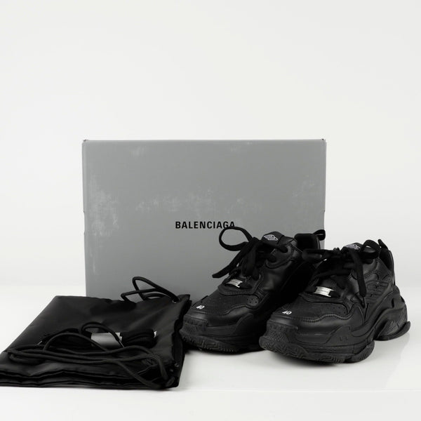 Men's Triple Sporty Sneakers Size