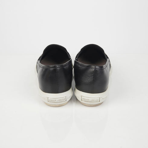 Women's Metal Cap Slip-on Sneakers Size