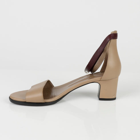 Women's Manége Sandals Size