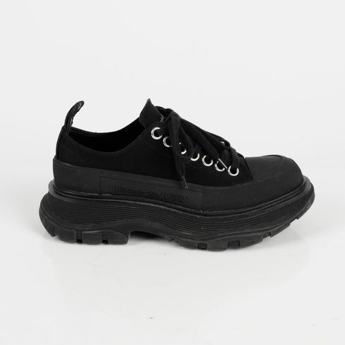 Women's Tread Slick Sneakers Size