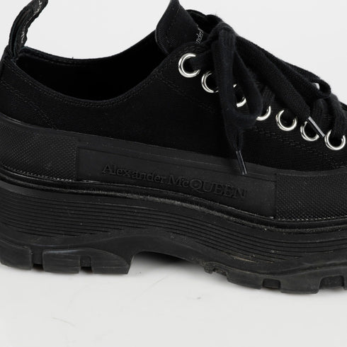 Women's Tread Slick Sneakers Size