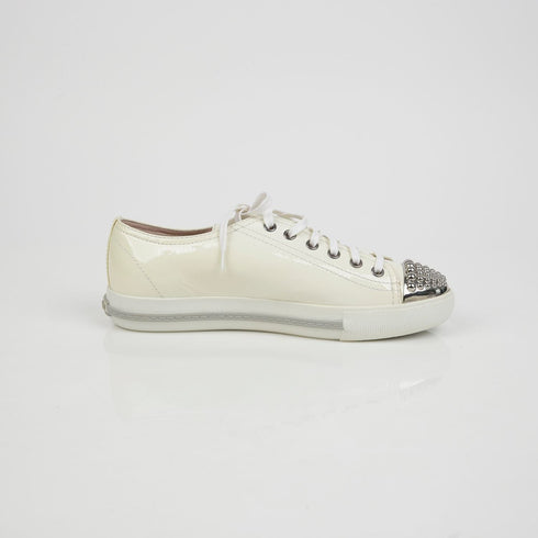 Women's Studded Toe Sneakers Size