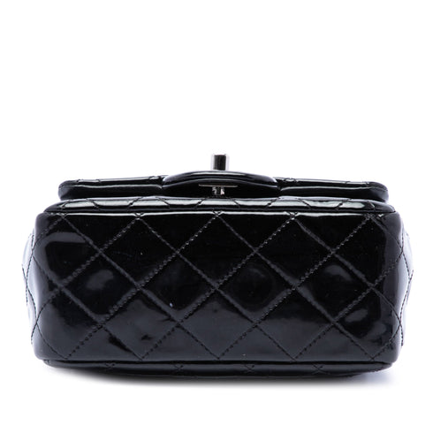 Square Classic Single Flap Bag Quilted Patent Mini