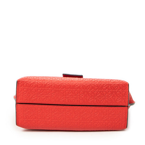 Avenue Crossbody Anagram Embossed Leather