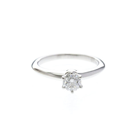 Solitaire Ring Platinum with Diamond