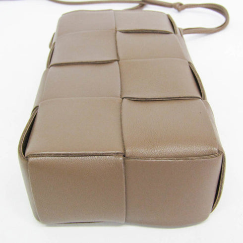 Cassette Crossbody Bag Maxi Intrecciato Leather