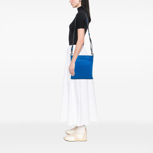 Flat Messenger Bag Intrecciato Nappa Medium