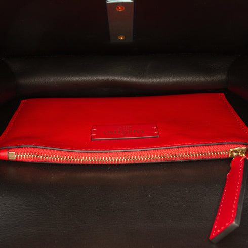 V-Lock Shoulder Bag Leather Small