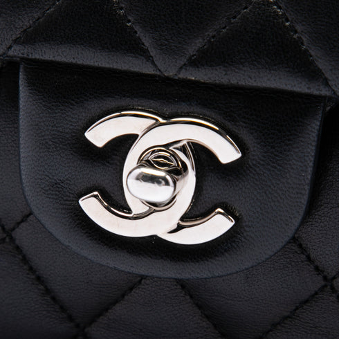 Classic Double Flap Bag Quilted Lambskin Medium