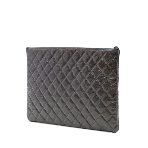 O Case Clutch Quilted Caviar Large