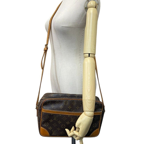 Trocadero Handbag Monogram Canvas 30