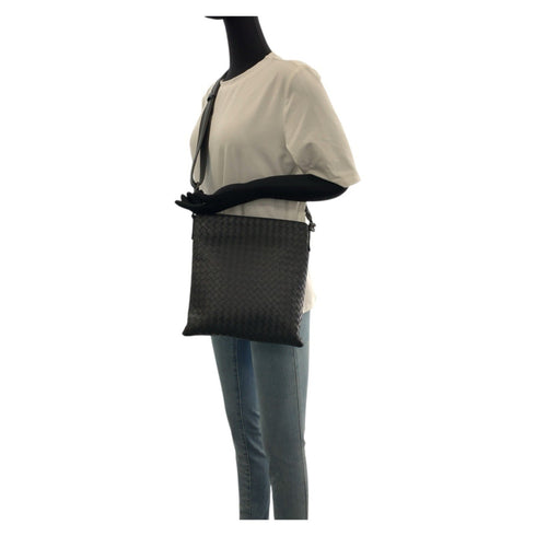 Flat Messenger Bag Intrecciato Nappa Medium