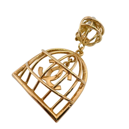 CC Logo Clip-On Single Earring Metal Gold-Tone Metal