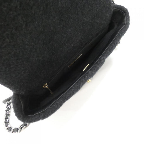 19 Flap Bag Quilted Wool Medium