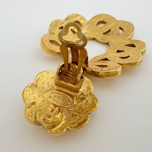 CC Logo Clip-On Earrings Metal Gold-Tone Metal