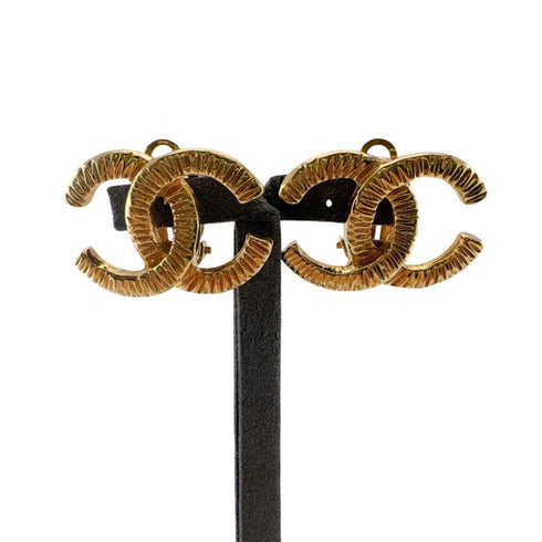 CC Logo Clip-On Earrings Metal Gold-Tone Metal