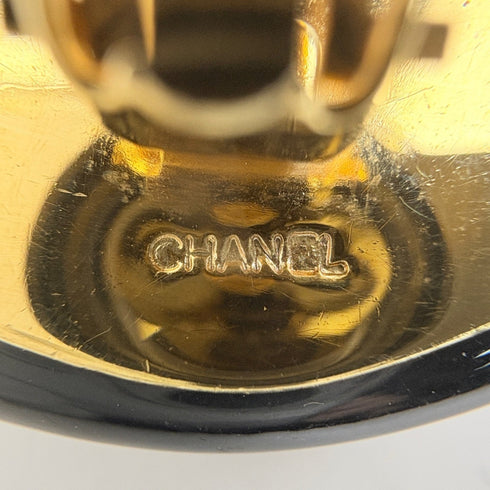 CC Logo Round Clip-On Earrings Metal Gold-Tone Metal