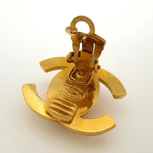CC Logo Turnlock Clip-On Earrings Metal Gold-Tone Metal