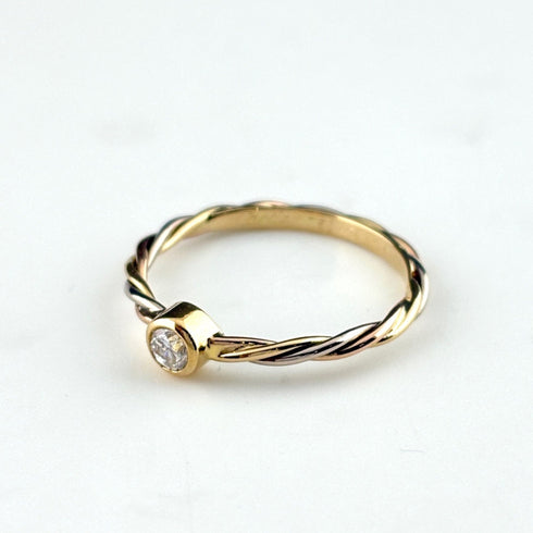 Ring 18K Yellow Gold With Diamond