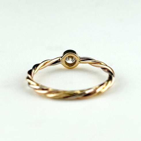 Ring 18K Yellow Gold With Diamond
