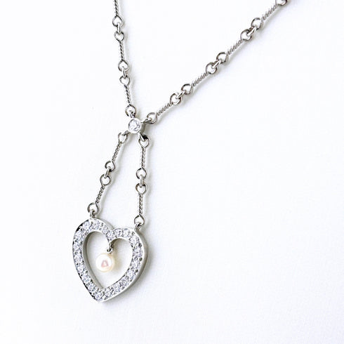 Pendant Necklace Platinum with Pearl and Diamond
