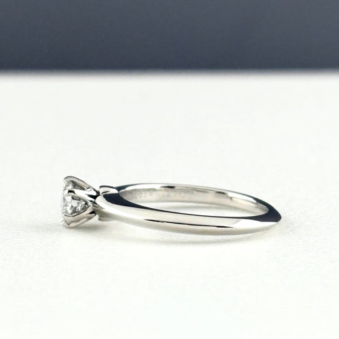 Solitaire Ring Platinum with Diamond
