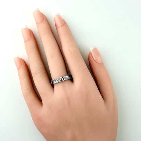 Stardust Band Ring with Diamond