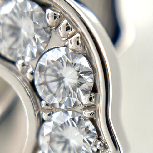 Pendant Necklace With Diamond