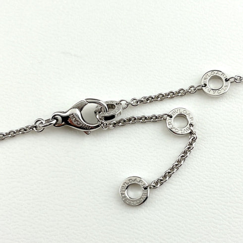 Circle Pendant Necklace with Diamond