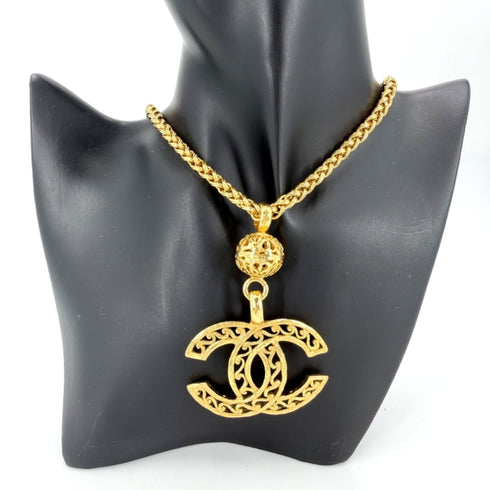 CC Logo Pendant Necklace Metal