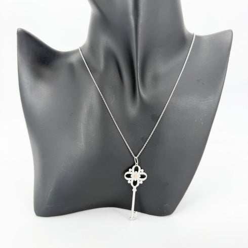 Pendant Necklace Platinum and Yellow Gold