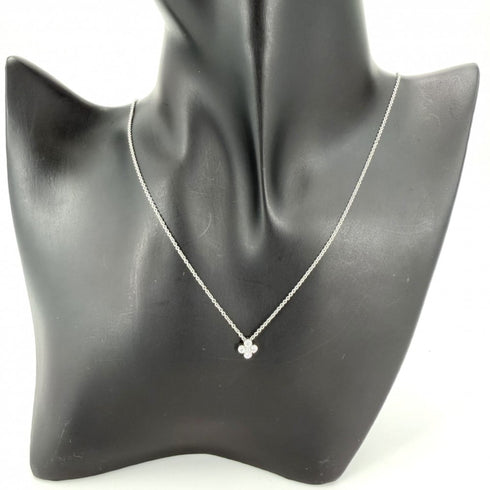 Bezel-Set Pendant Necklace Platinum with Diamond