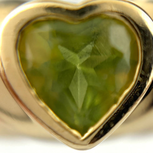 Ring 18K Yellow Gold with Peridot