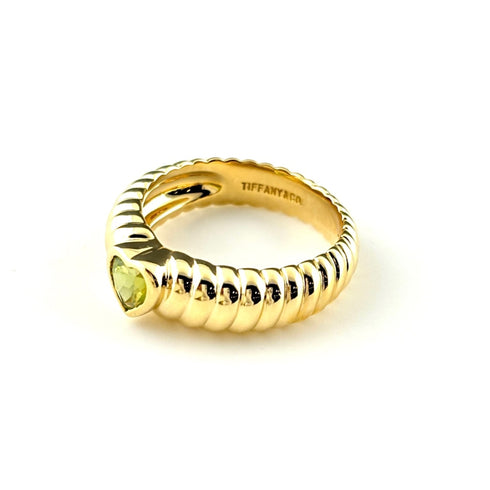 Ring 18K Yellow Gold with Peridot
