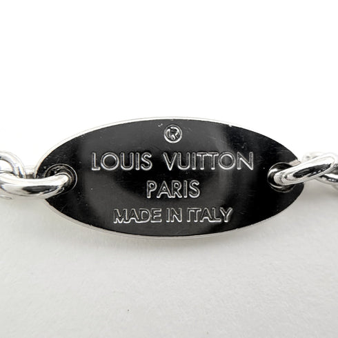 Essential V Pendant Necklace Silver