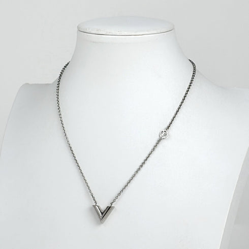 Essential V Pendant Necklace Silver