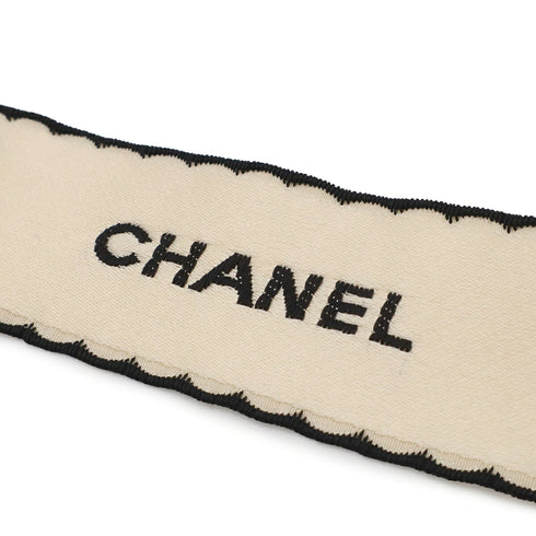 Ribbon Brooch Satin Black and Ivory