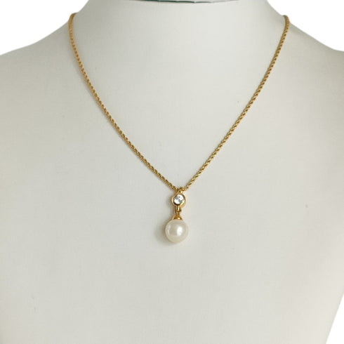 Vintage Pendant Necklace Gold