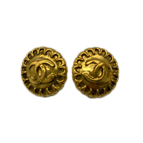 CC Logo Clip-On Earrings Metal Gold-Tone Metal
