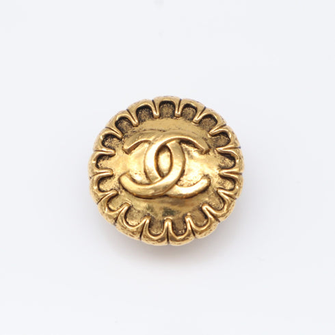CC Logo Clip-On Earrings Metal Gold-Tone Metal