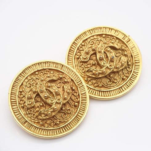 CC Logo Clip-On Earrings Metal Gold-Tone Metal
