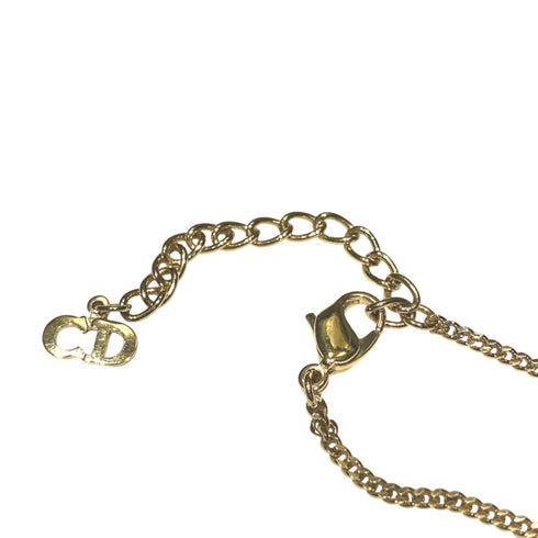 Circle Pendant Necklace With Rhinestone