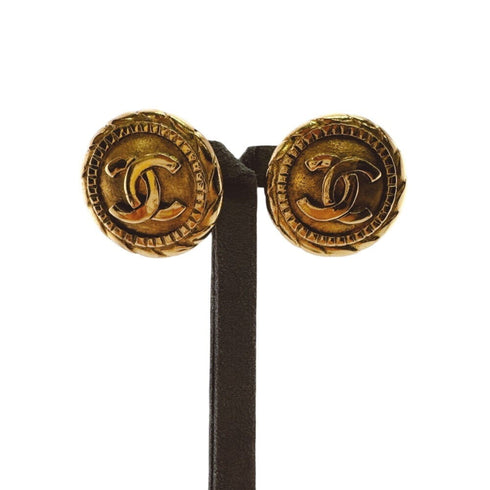 CC Logo Clip-On Earrings Metal Gold-Tone Metal