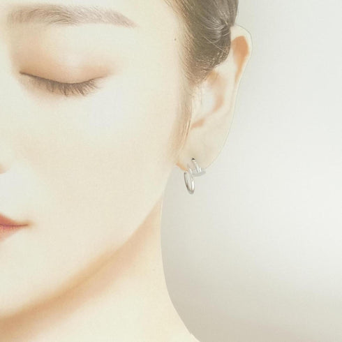 Juste un Clou Earrings 18K White Gold 18K White Gold