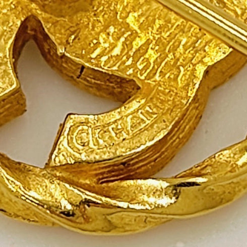 CC Logo Brooch Gold-Tone Metal