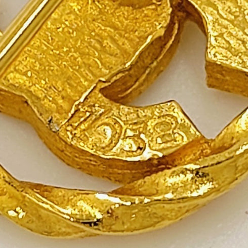 CC Logo Brooch Gold-Tone Metal
