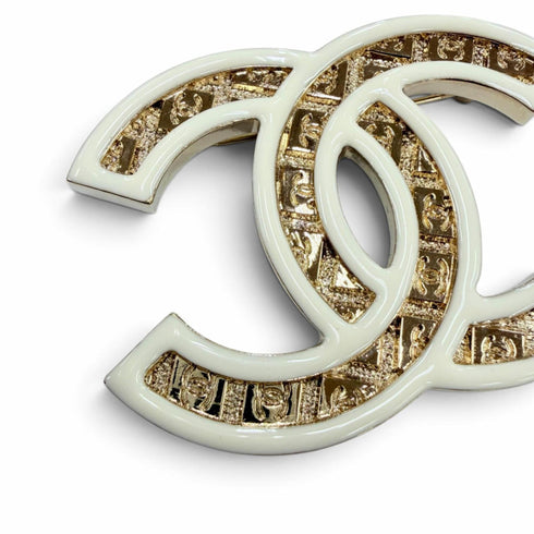 CC Logo Brooch Gold-Tone Metal