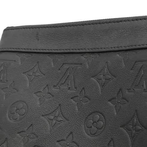 Pochette To-Go Monogram Shadow Leather