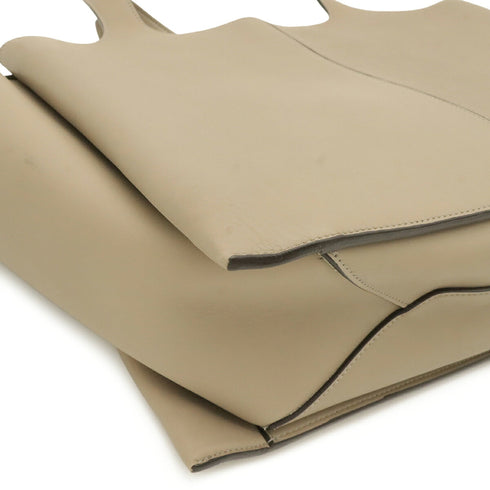 Tri-Fold Shoulder Bag Grained Calfskin Medium